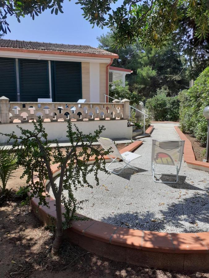 Villetta Dei Fiori, Vicino Spiaggia Di Punta Pizzo Gallipoli Exterior foto